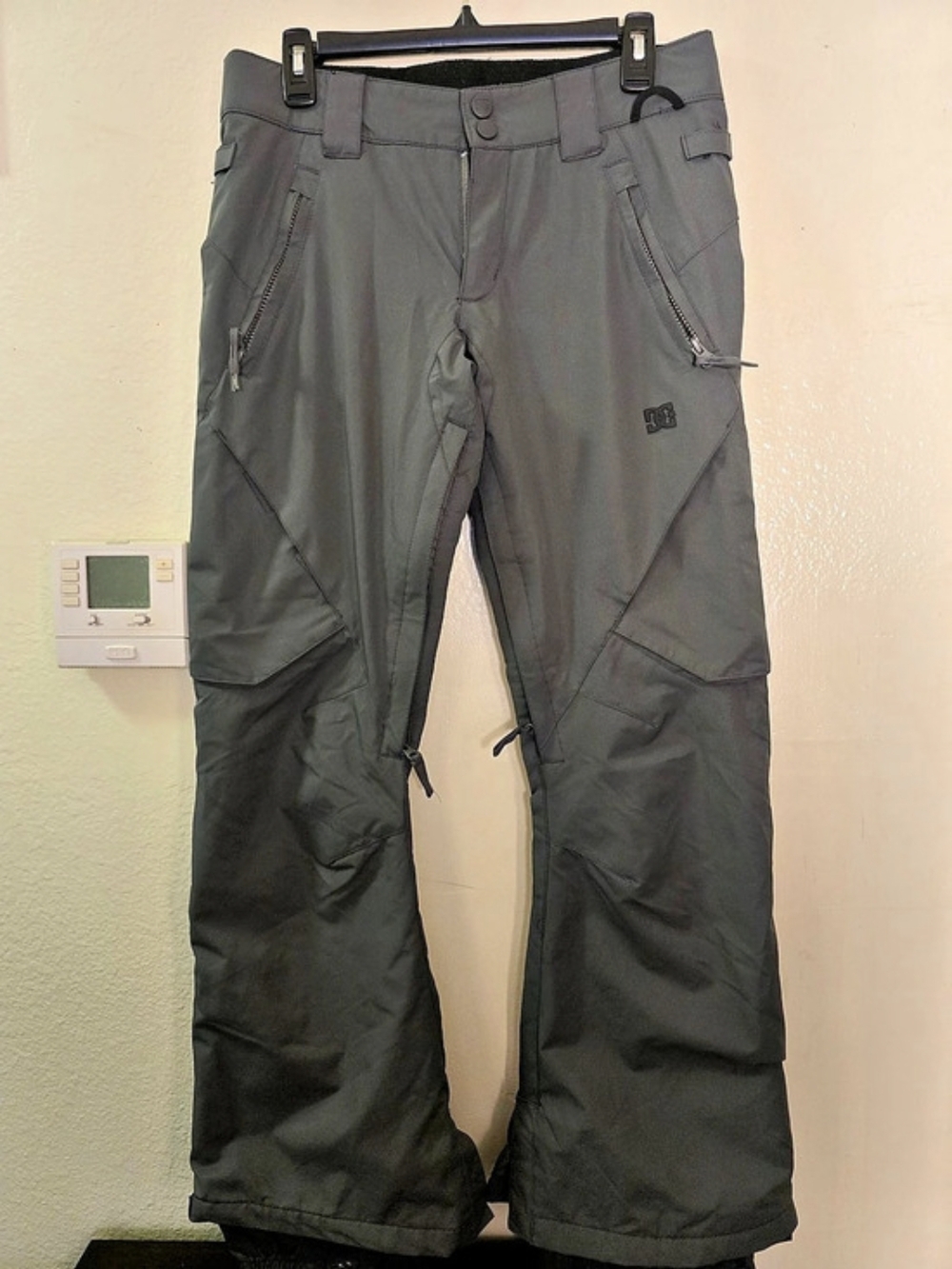 DC Shoes Enjoy Cargo Snow Pants Gray Small